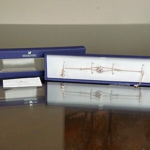 Swarovski Crystal Rose Gold Sunshine Idyllia Flower Cuff Bangle Bracelet 5451357